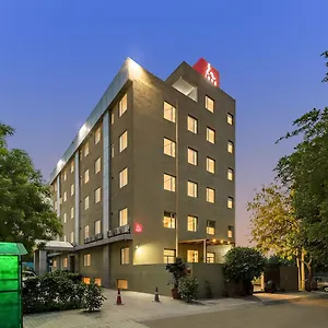 Hotel Inde Cyber
